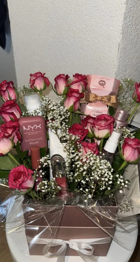 Beauty-Arrangement mit Rosen